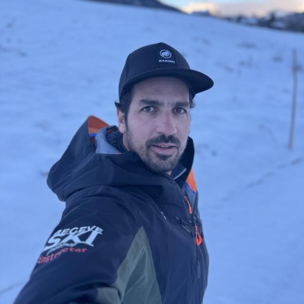 Instructor profile picture