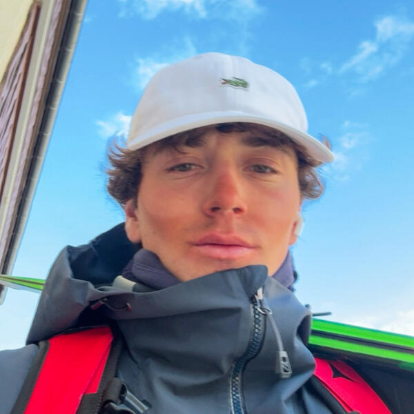 Leonardo L.'s profile picture.