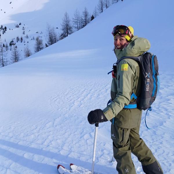 Image of people Ski