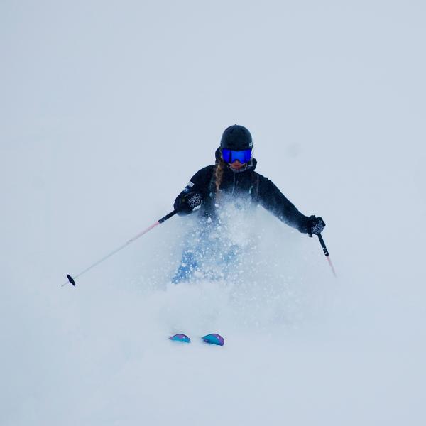 Image of people Ski