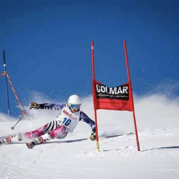 Image of people Ski