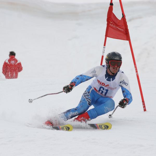 Image of people Skifahren