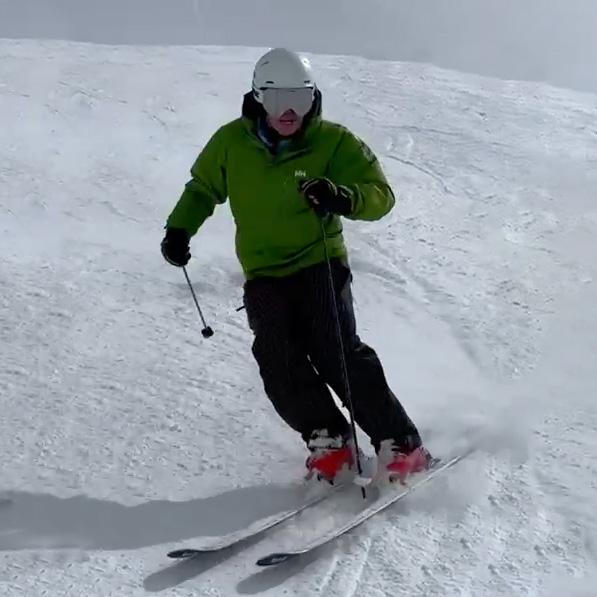 Image of people Skifahren