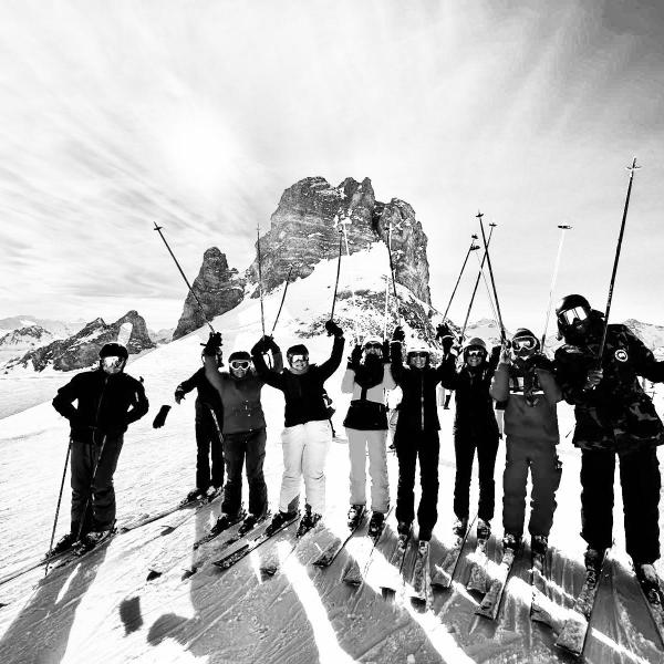 Image of people Ski