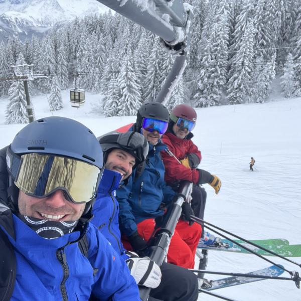 Image of people Skifahren